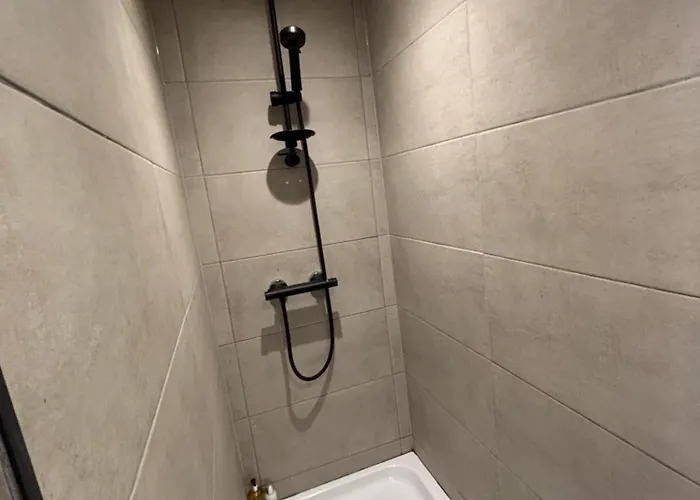 Otter Hollow - A Spacious