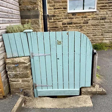 Otter Hollow - A Spacious * Лідс