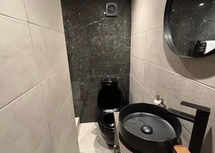 Apartment Otter Hollow - A Spacious *